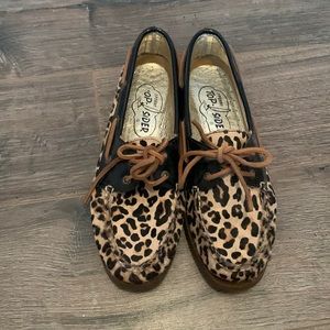 Speedy topsiders animal print boat shoes